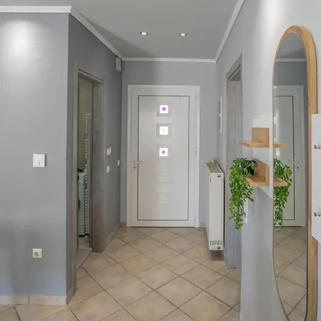 Foteini's Néa Péramos