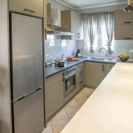 Foteini's Apartment Nea Peramos (Macedonia)