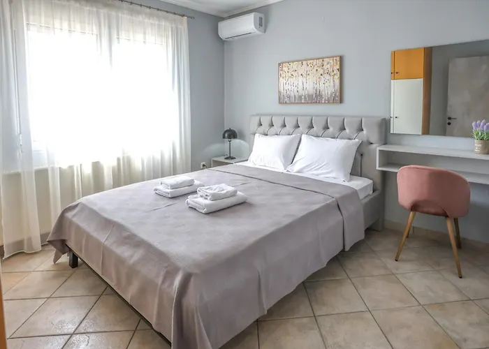 Foteini's Néa Péramos