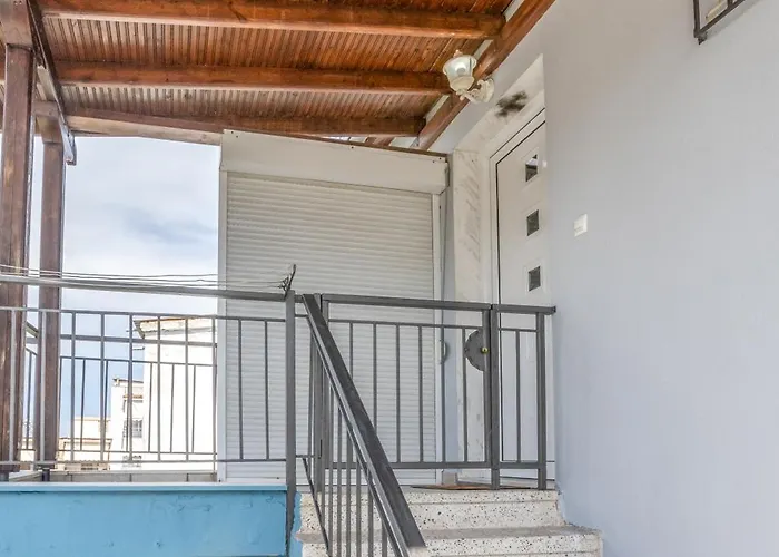 Foteini's Néa Péramos